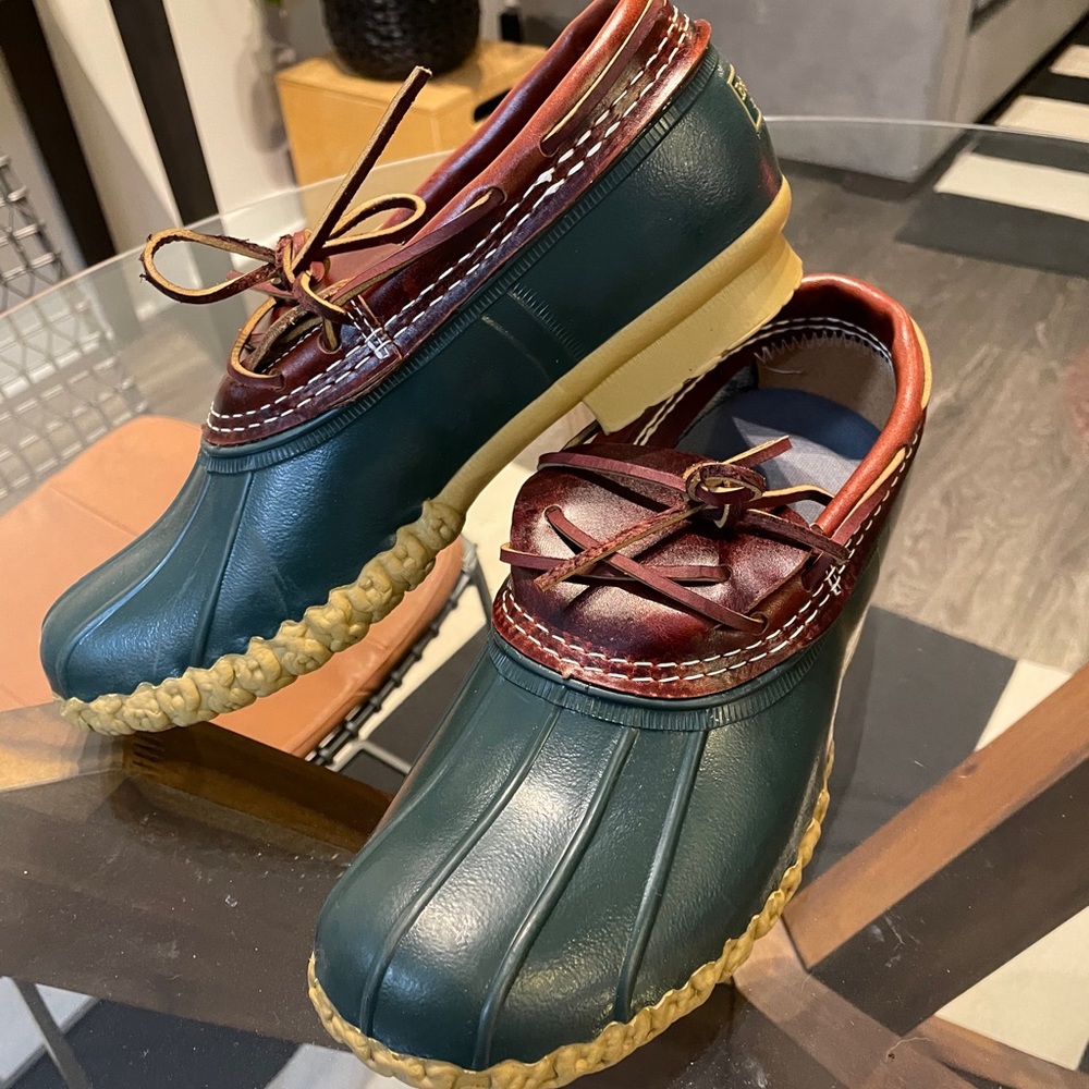 LL Bean Moc Shoe - Men’s 8
